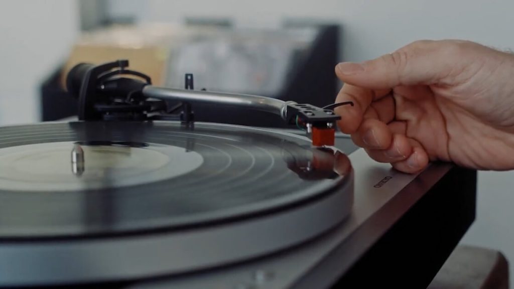 Spinning a record